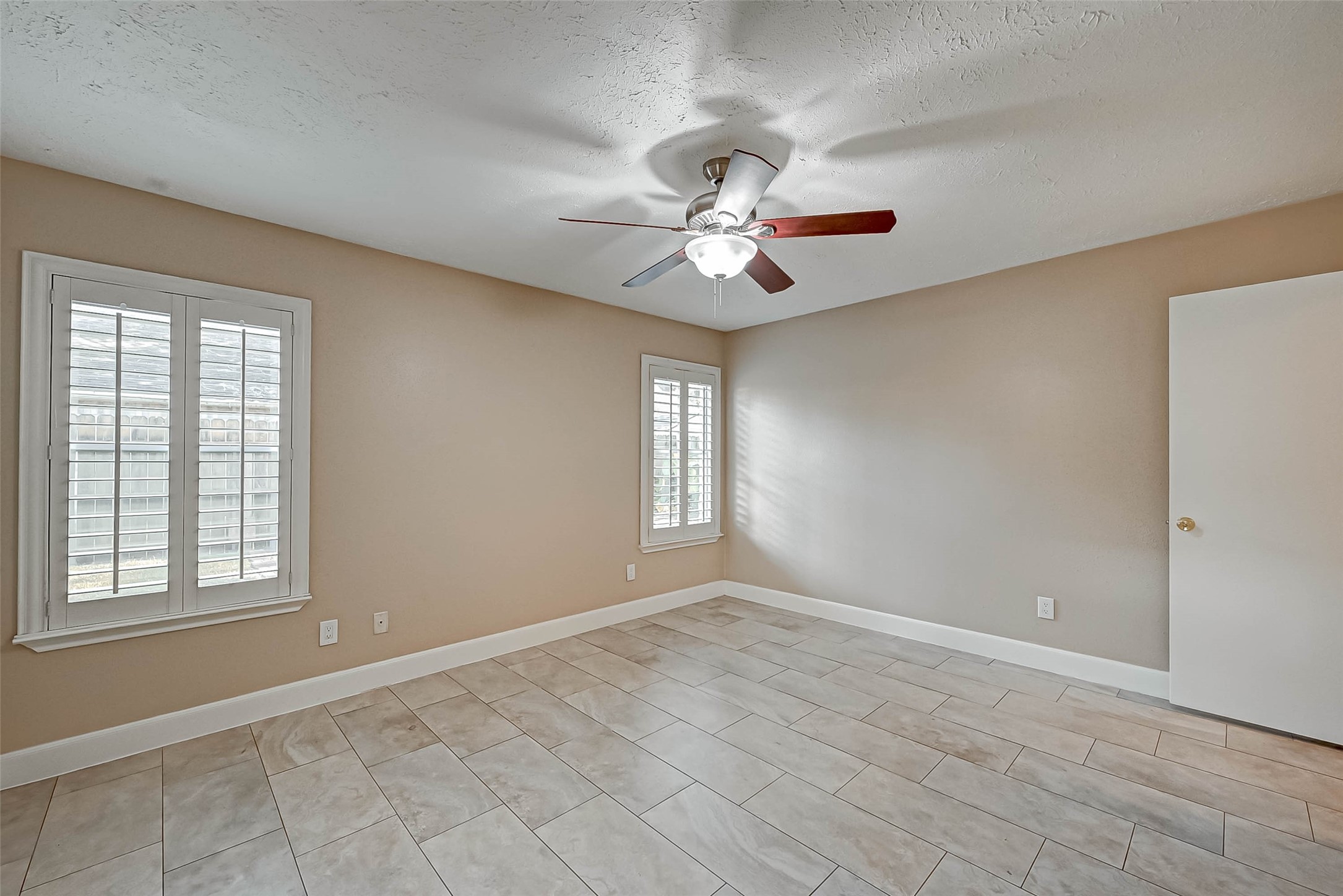 3510 Greenwood Dr Drive Property Photo 17