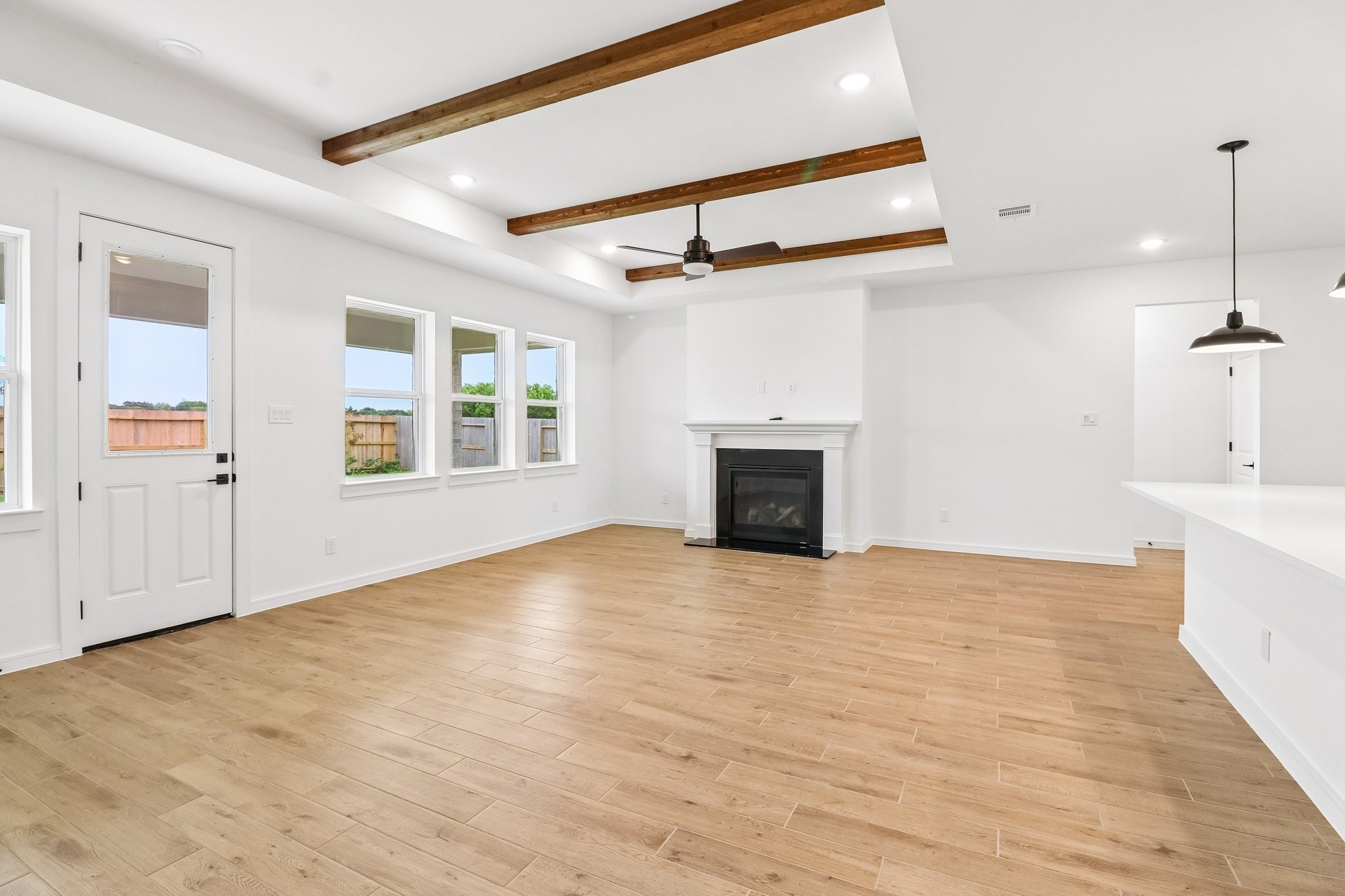 11402 Old Fashion Circle Property Photo 8