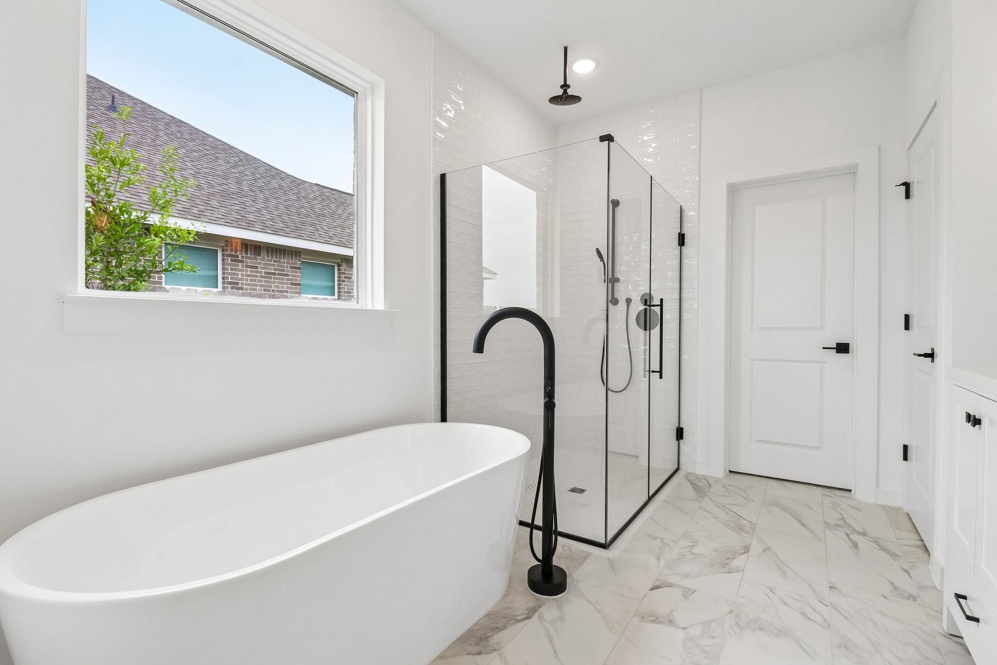 11402 Old Fashion Circle Property Photo 14