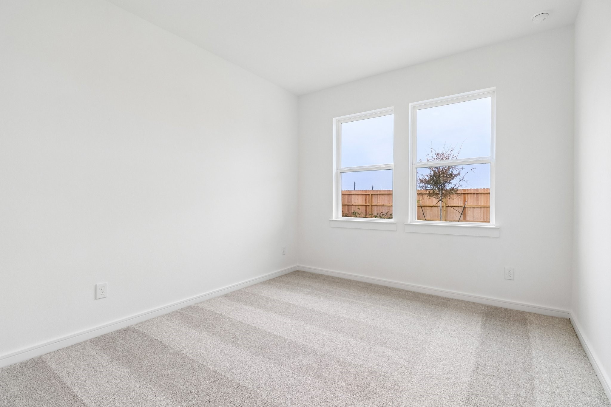 11402 Old Fashion Circle Property Photo 15