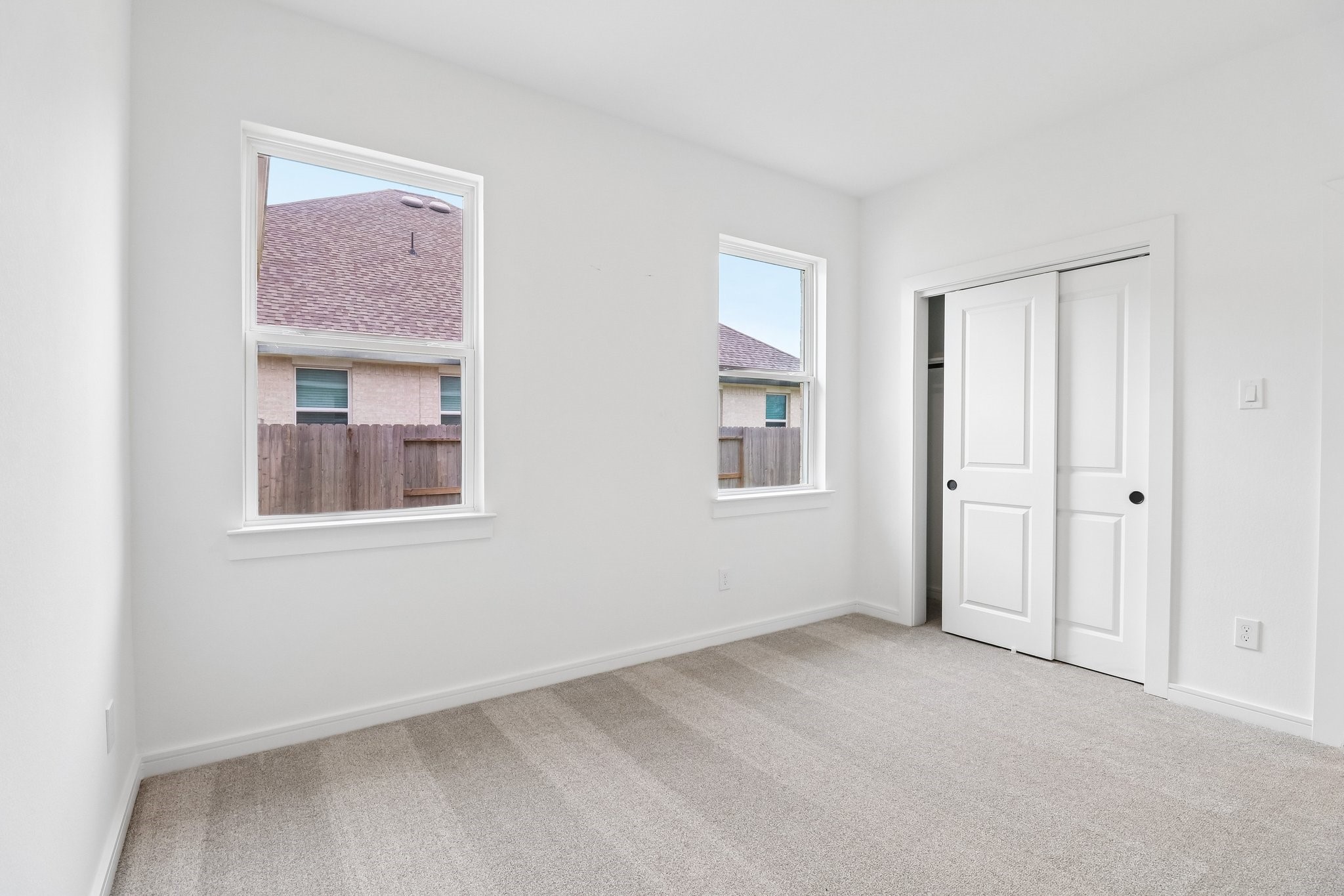 11402 Old Fashion Circle Property Photo 16