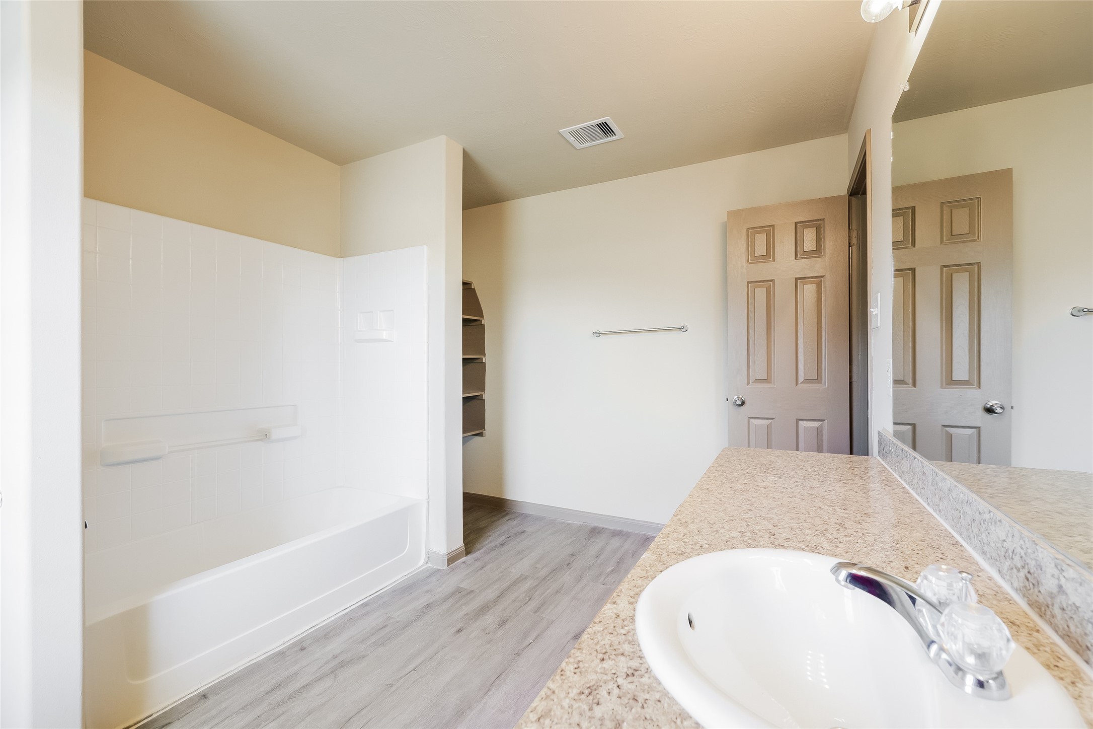 2455 Jonahs Way Property Photo 11