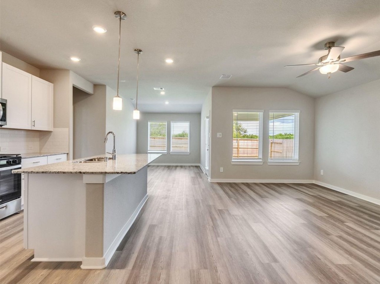 10407 Hermann Trace Property Photo 5