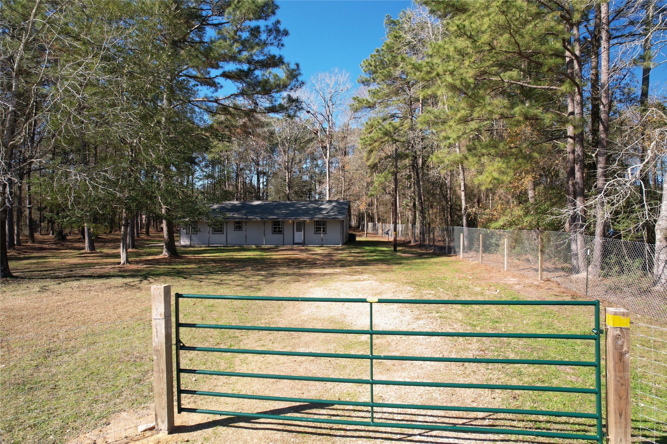 420 Brittany Lane Property Photo 2