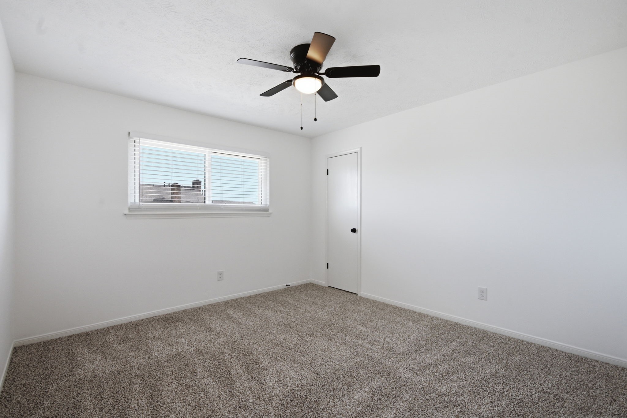 66 T Huxley Lane Property Photo 4