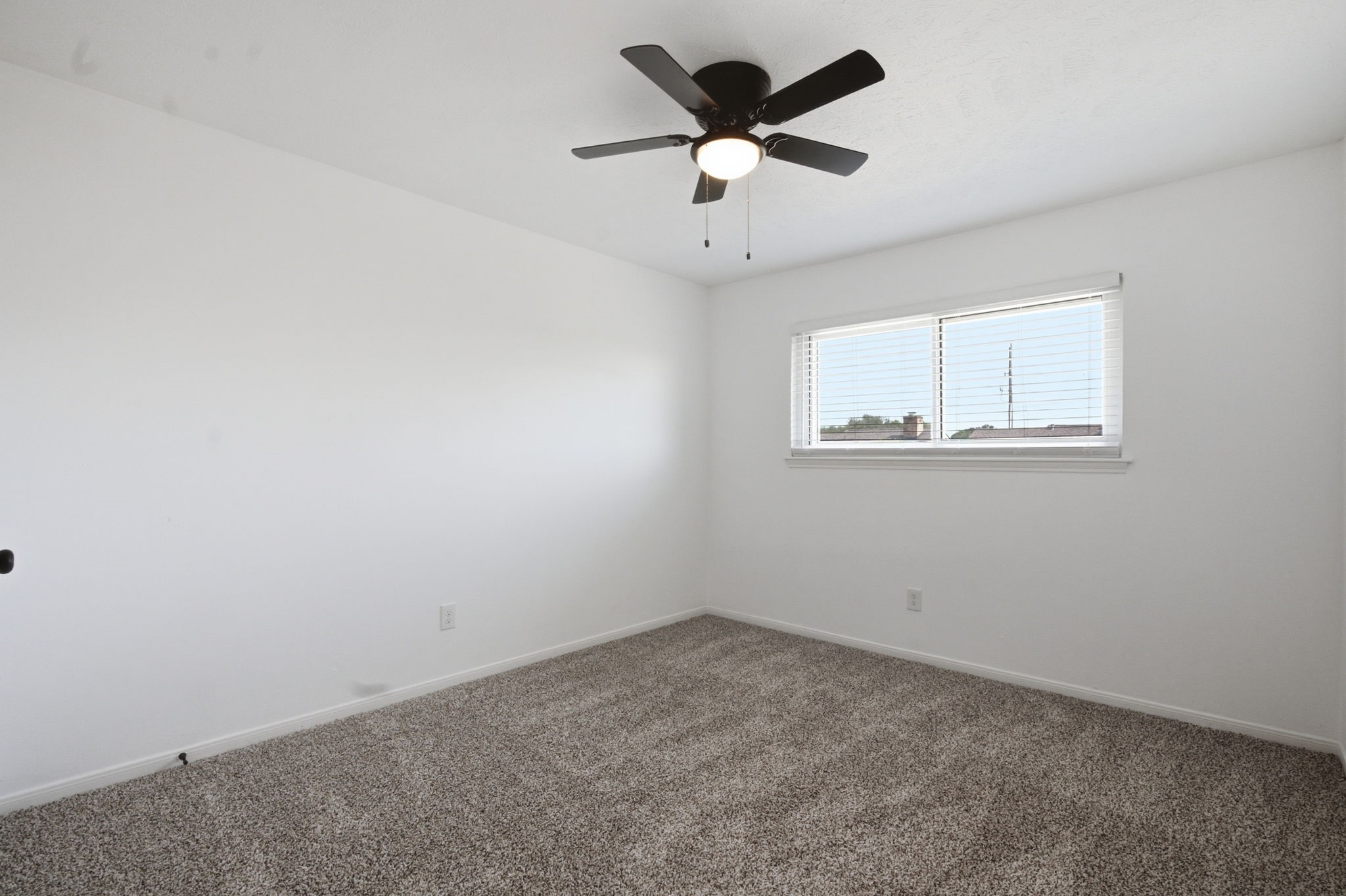 66 T Huxley Lane Property Photo 6