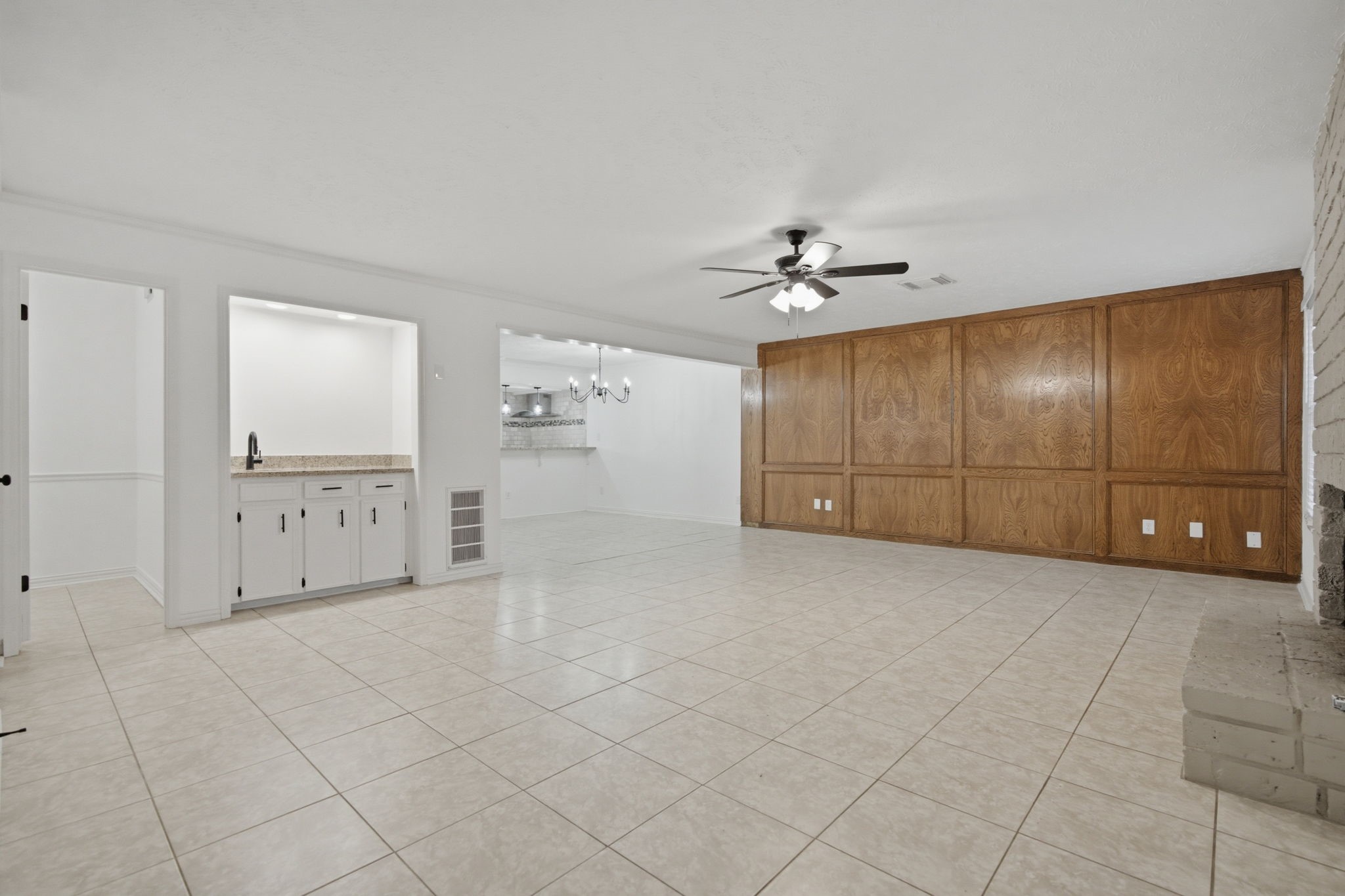 66 T Huxley Lane Property Photo 9