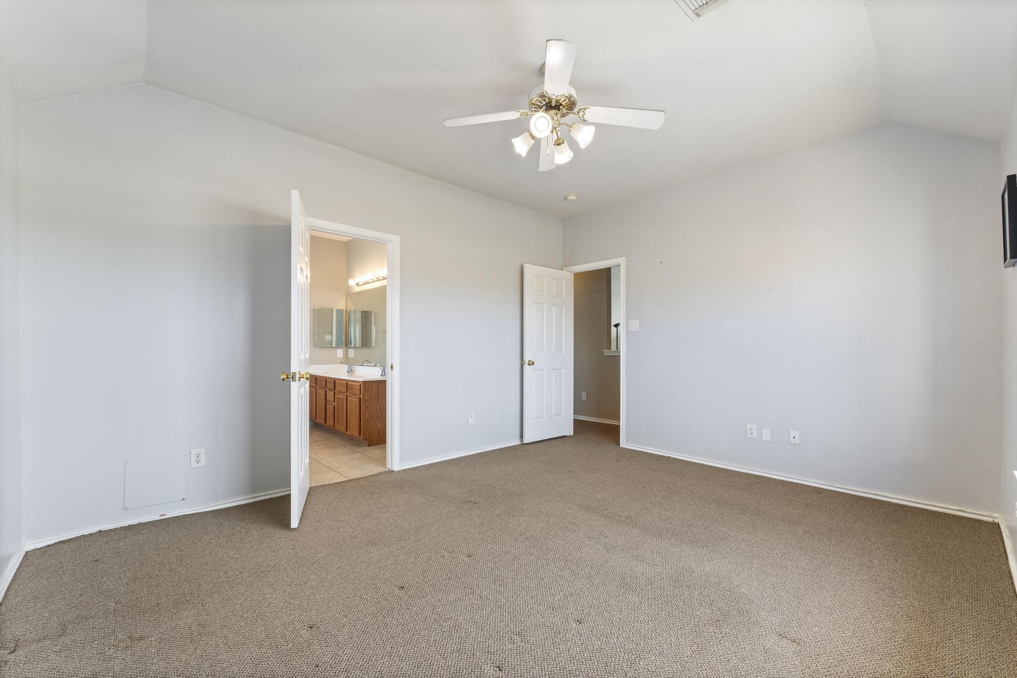 1114 Andover Drive Property Photo 12