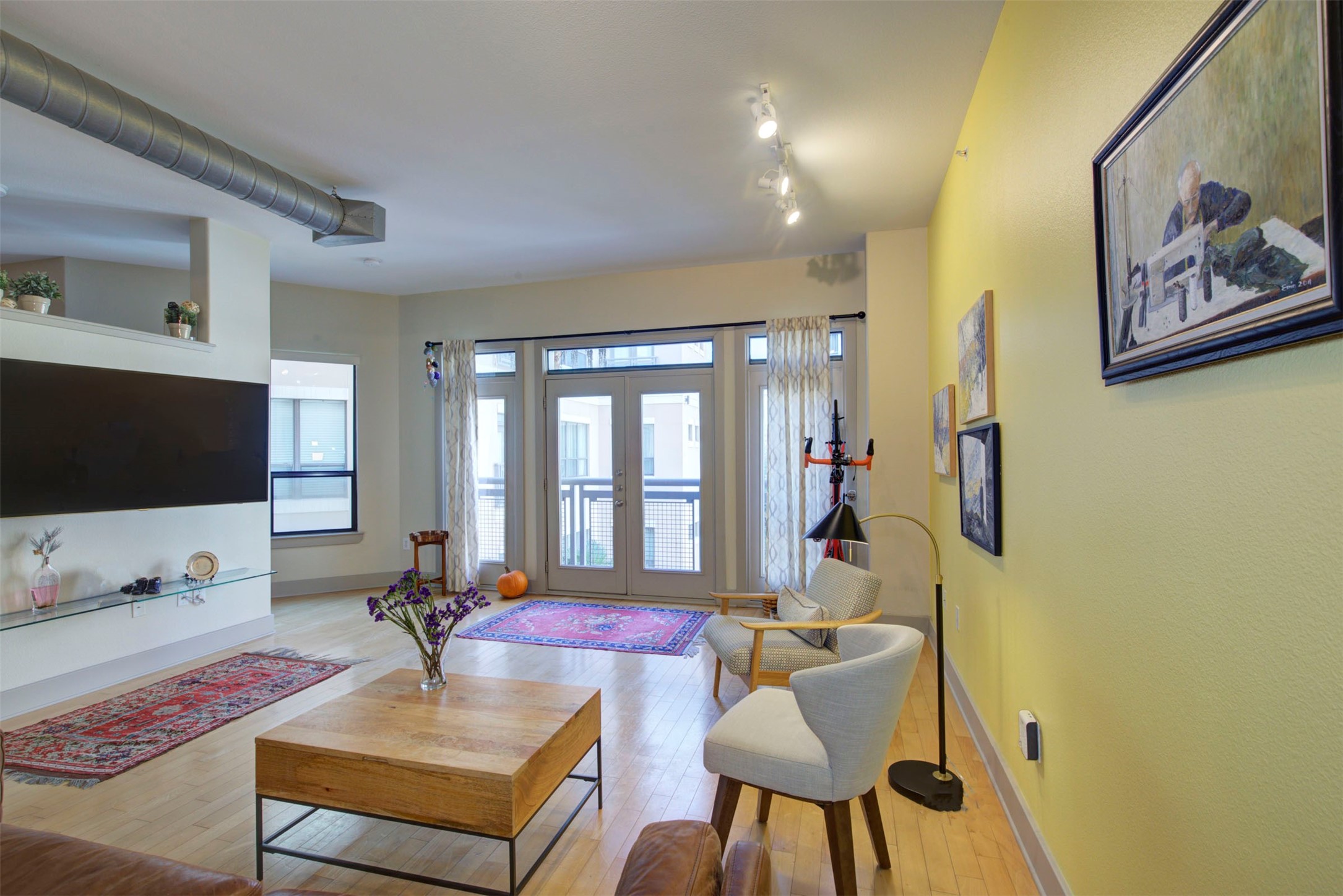 1901 Post Oak Blvd Boulevard 3304 Property Photo 2
