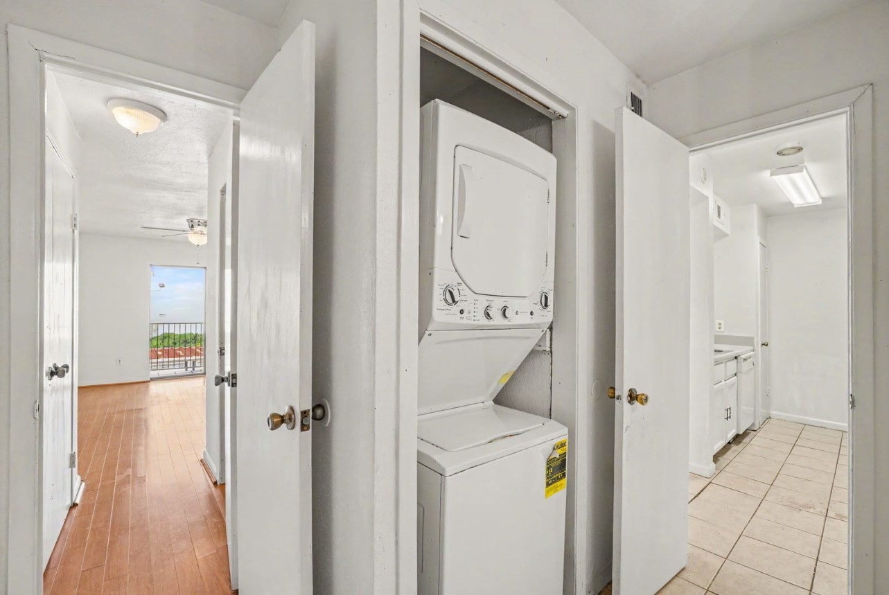 10075 Westpark Drive 37 Property Photo 10