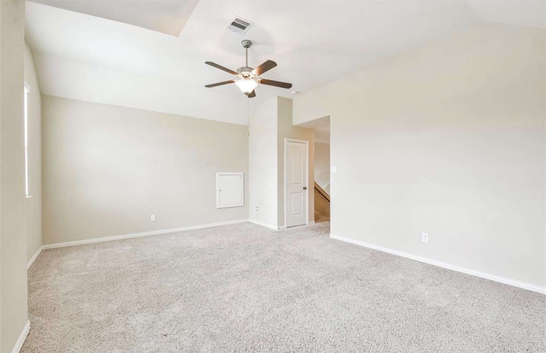 2245 Maple Point Drive N Property Photo 14