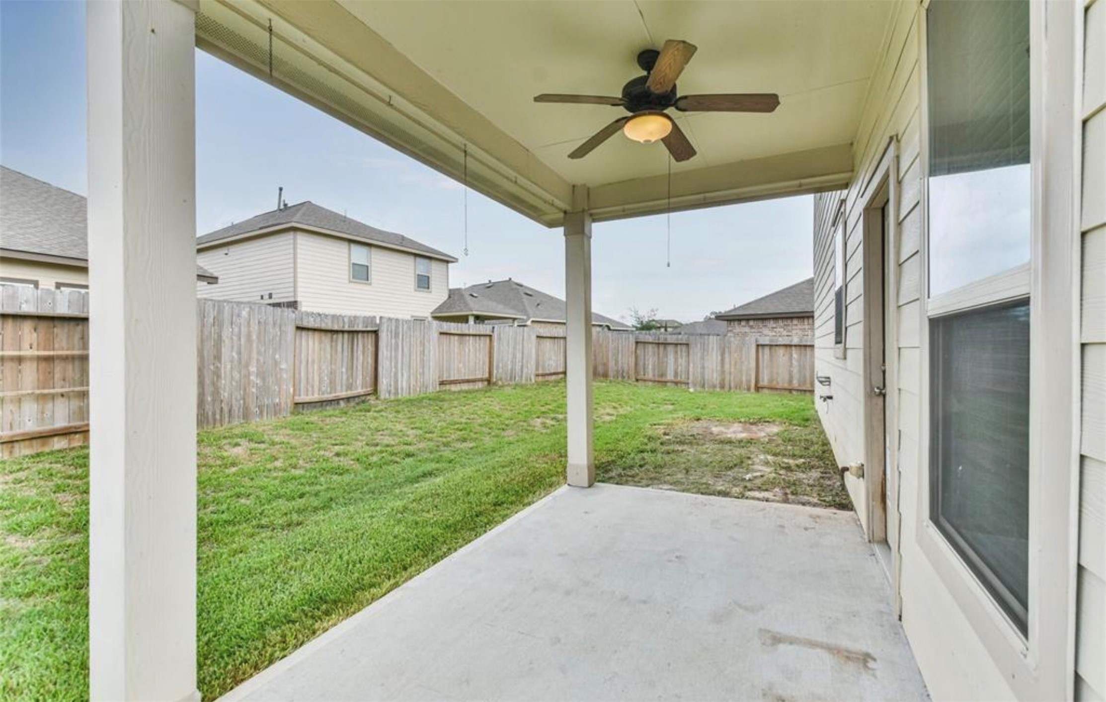 2245 Maple Point Drive N Property Photo 19