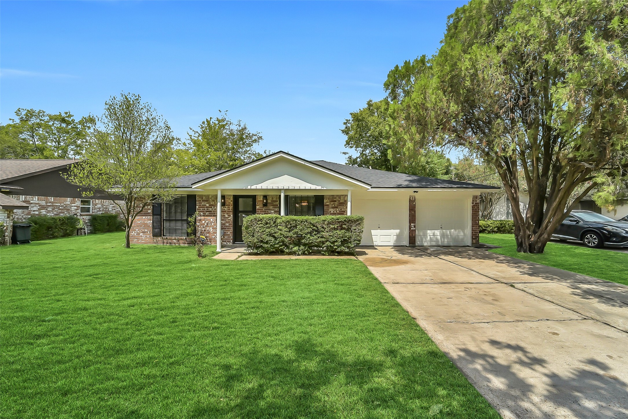 12326 Brandywyne Drive Property Photo 3