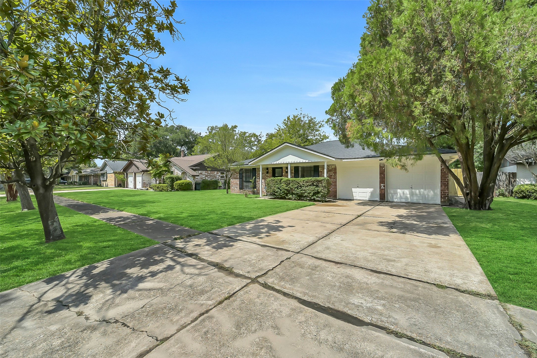 12326 Brandywyne Drive Property Photo 4
