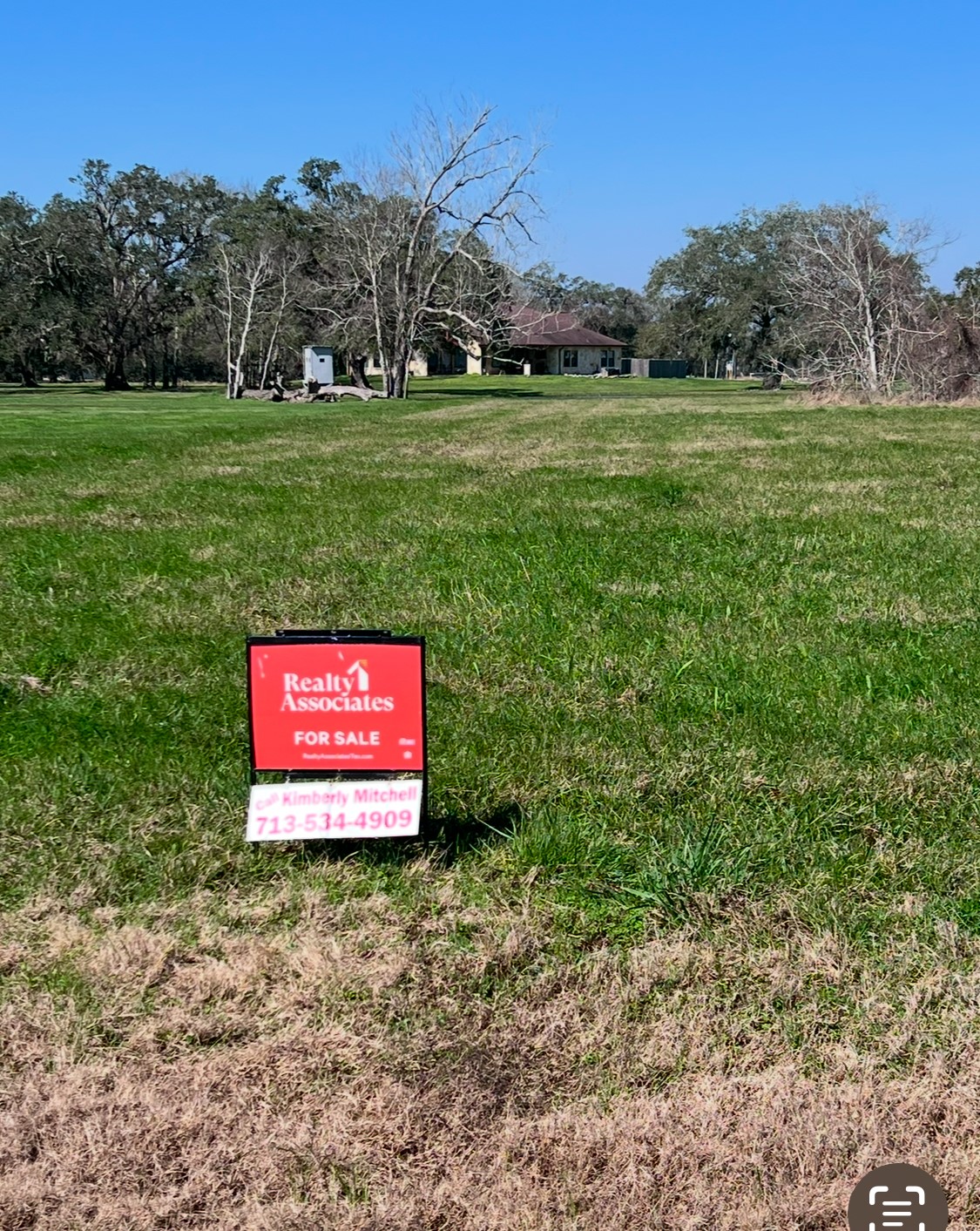 562 Mill Road Property Photo 3