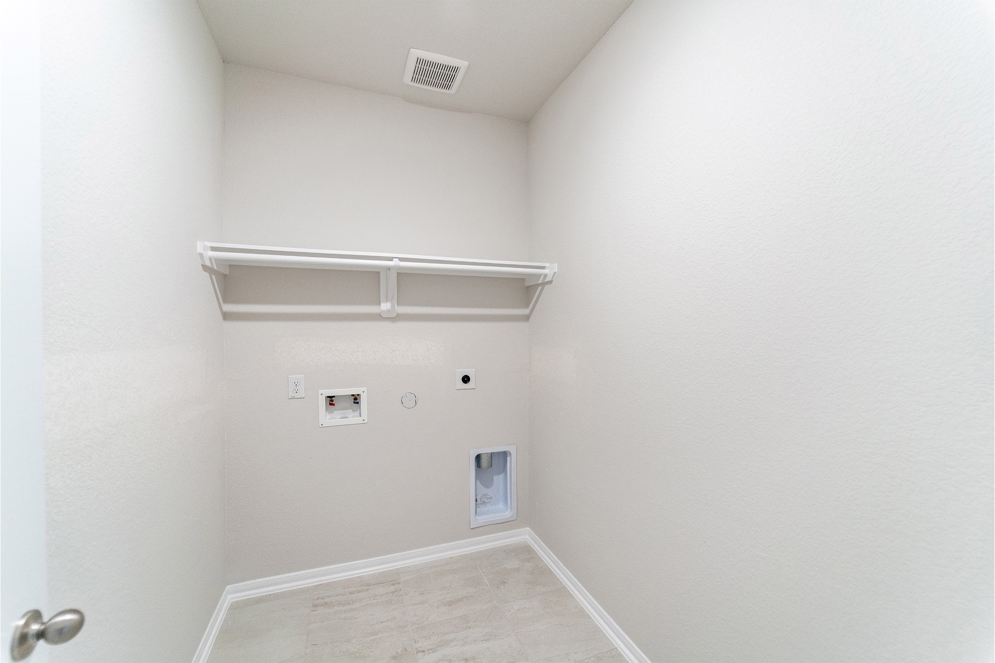 23510 Zinfandel Drive Property Photo 16