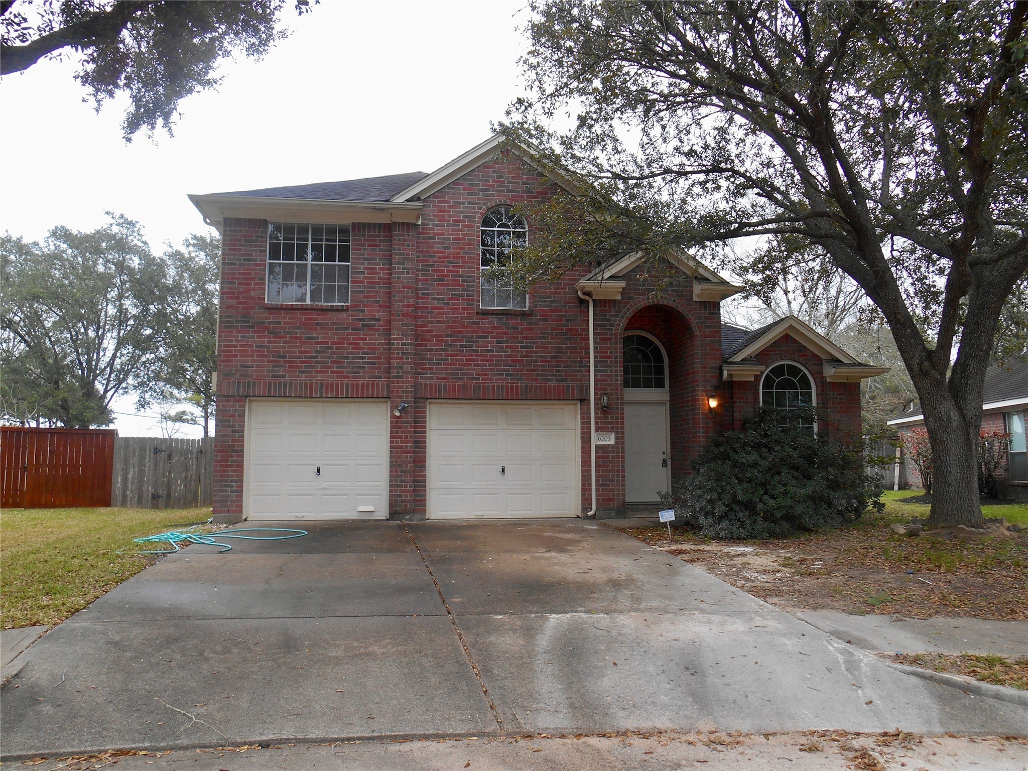 6203 Faulkner Ridge Drive Property Photo 2