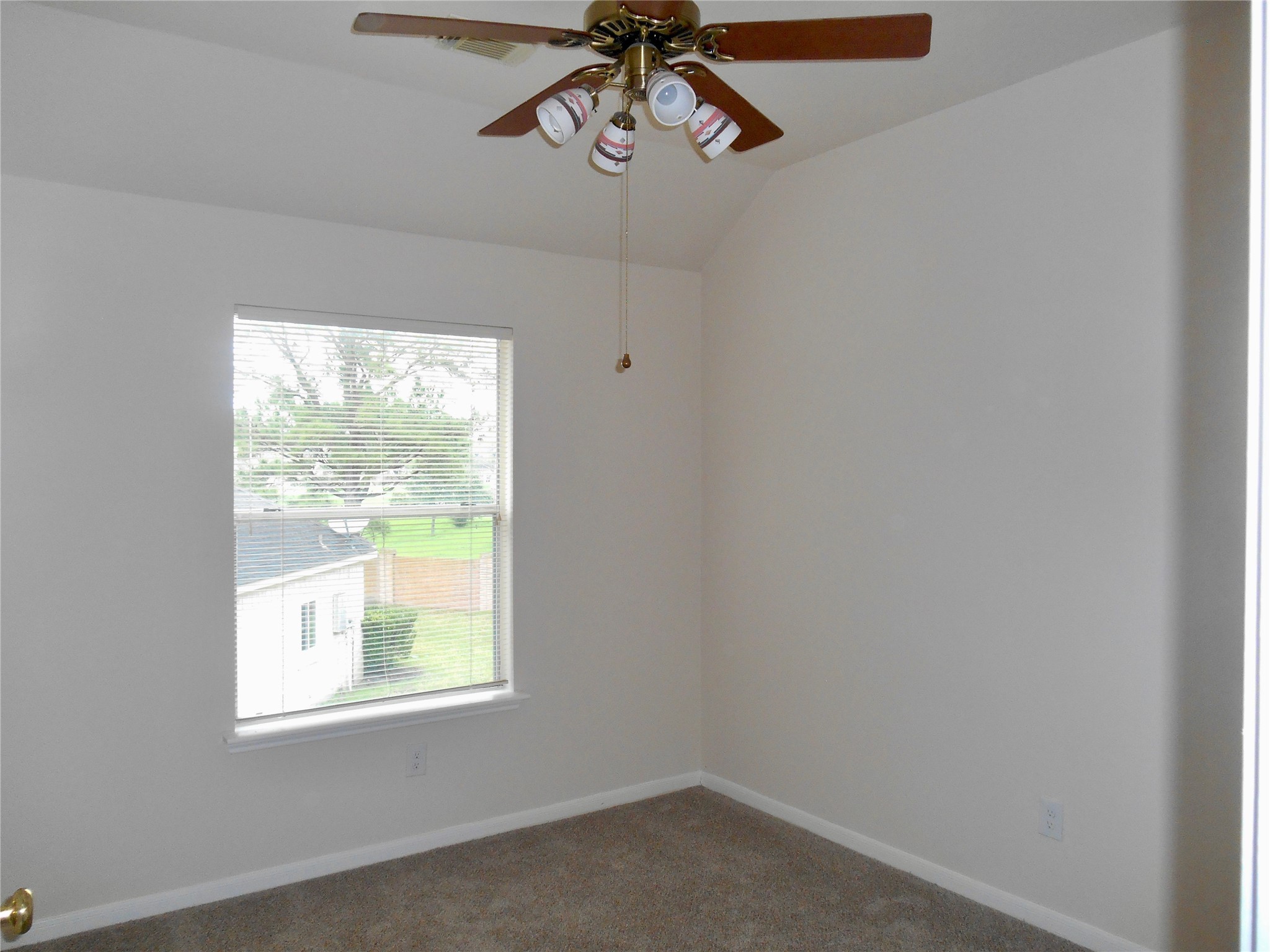 6203 Faulkner Ridge Drive Property Photo 15