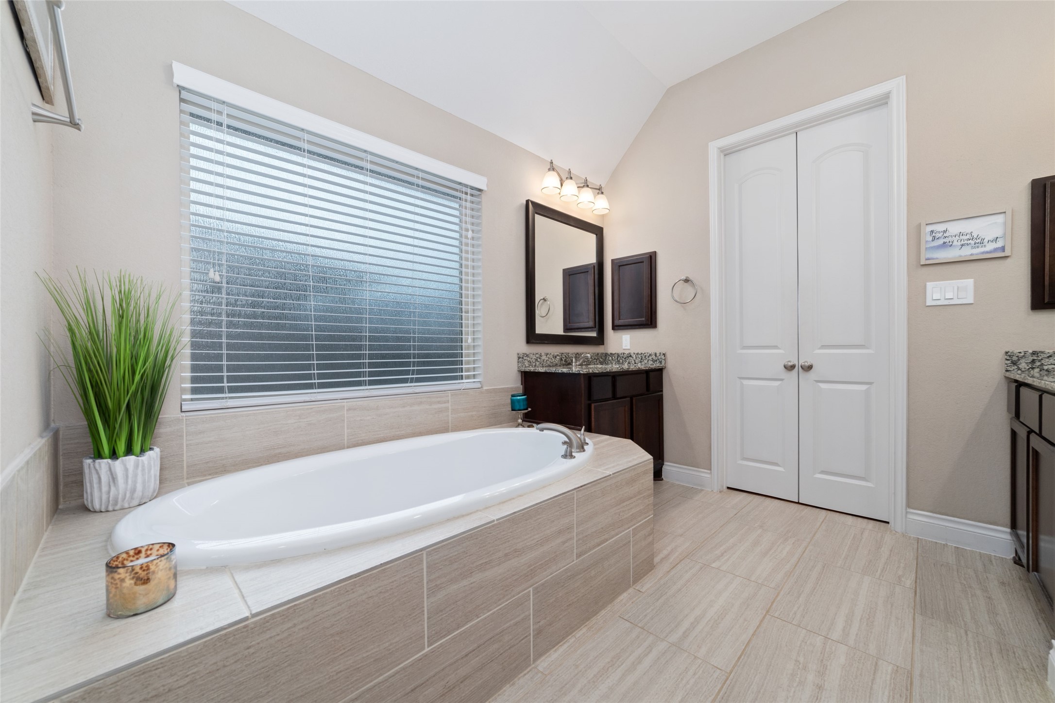 22410 Charles Beard Drive Property Photo 26