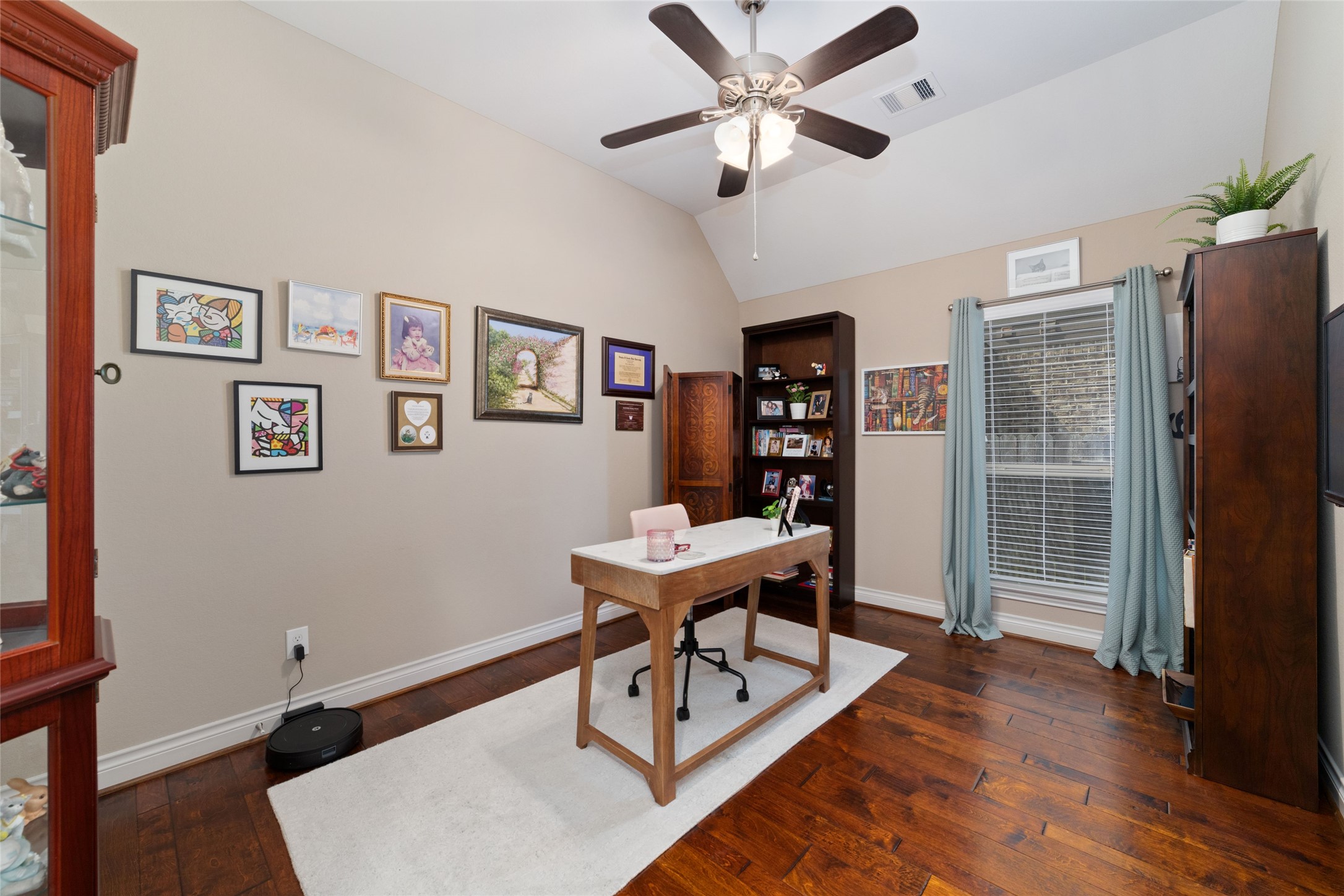 22410 Charles Beard Drive Property Photo 30