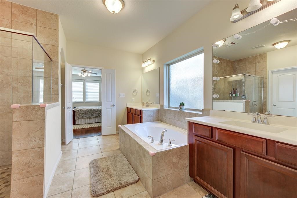 6011 Marble Bend Lane Property Photo 15