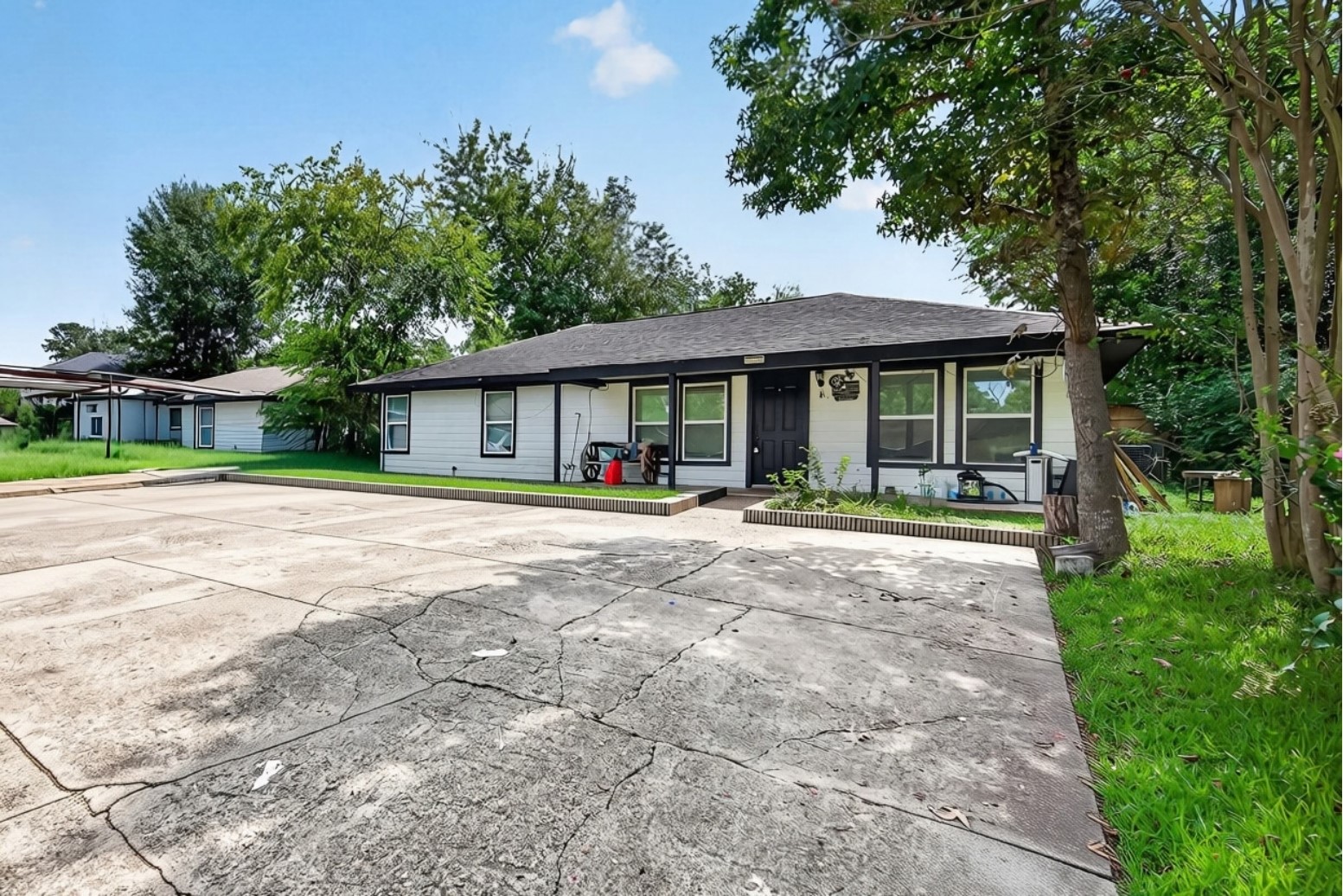 8822 Sultan Drive Property Photo 2
