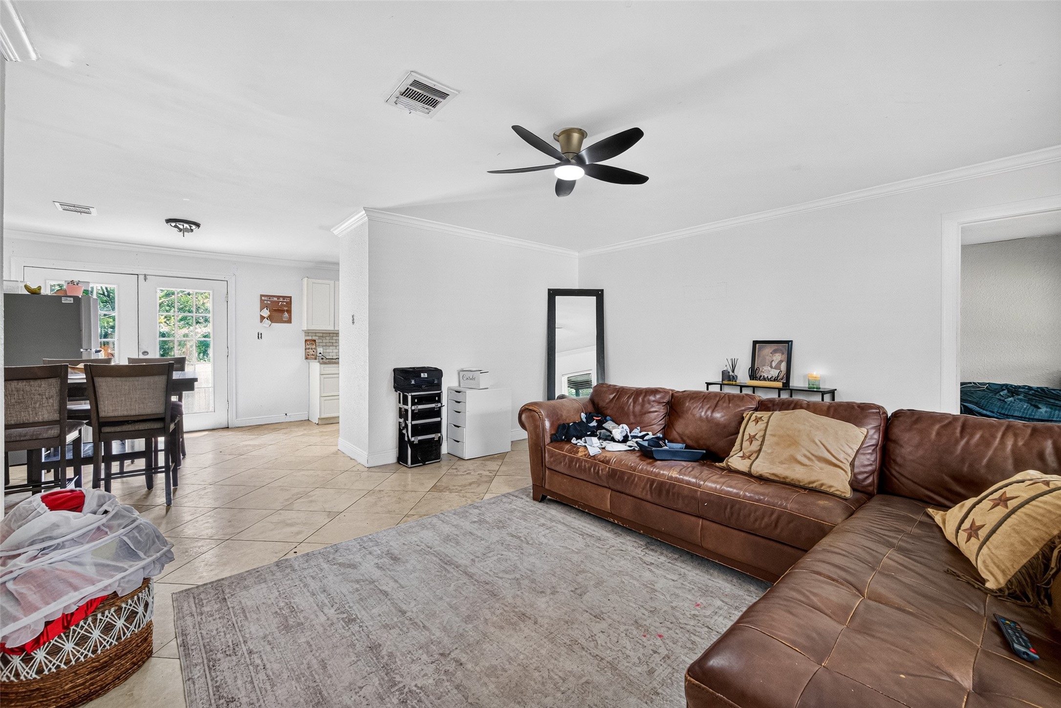 8822 Sultan Drive Property Photo 4