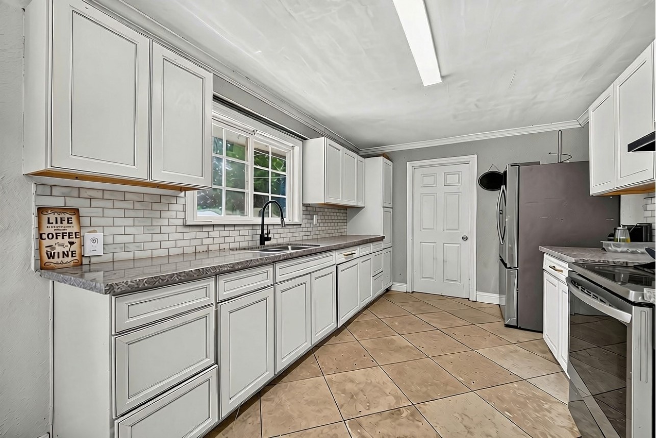 8822 Sultan Drive Property Photo 8