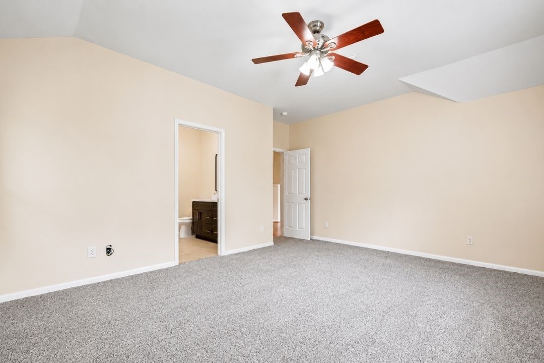 5402 Rosehaven Court Property Photo 15
