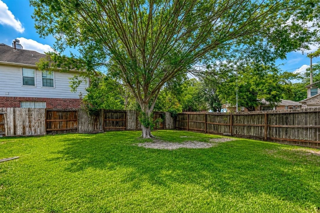 5402 Rosehaven Court Property Photo 17