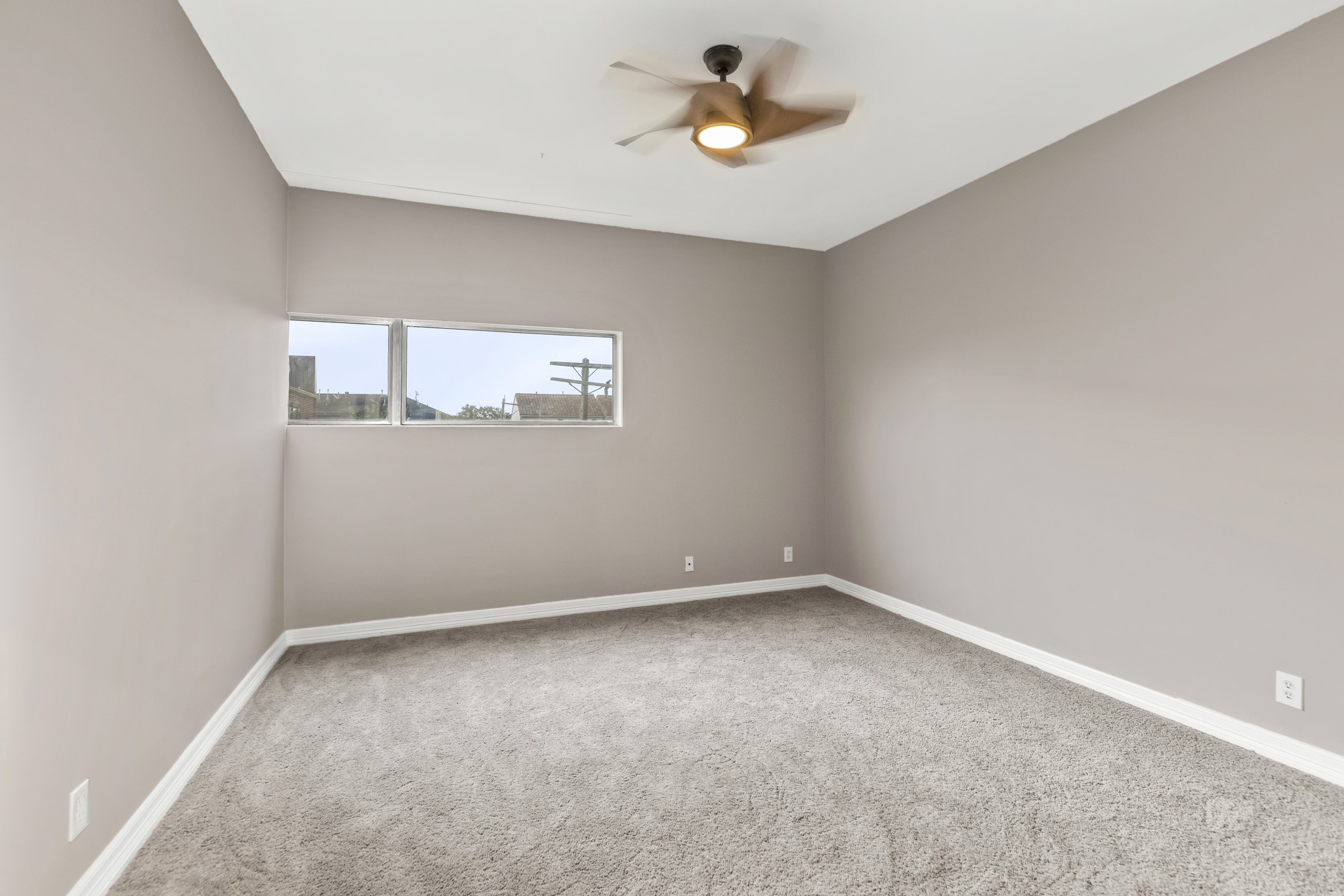712 Parker Street Property Photo 11