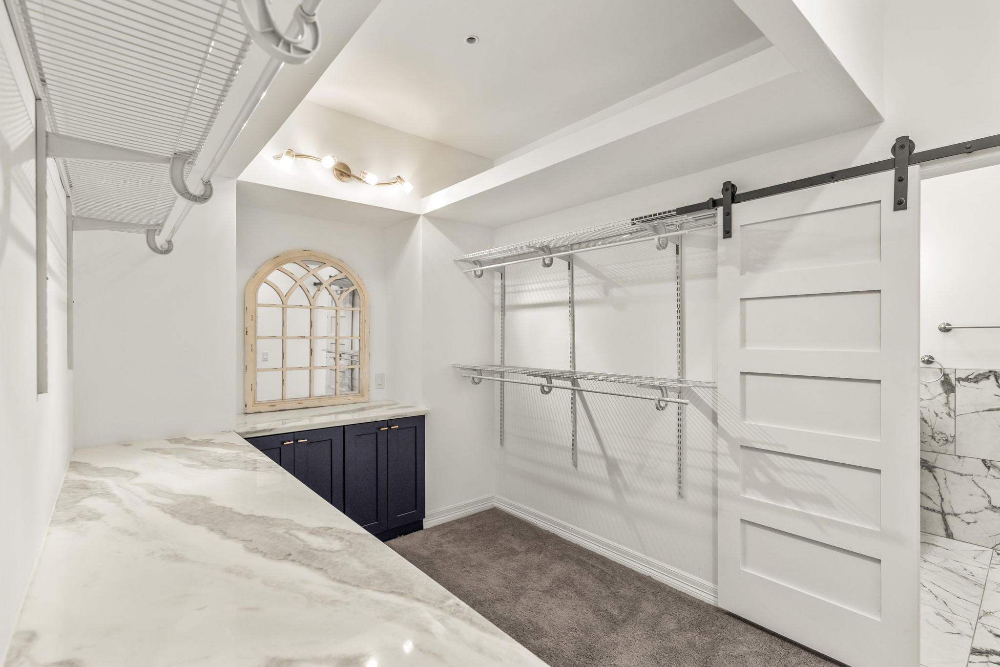712 Parker Street Property Photo 13