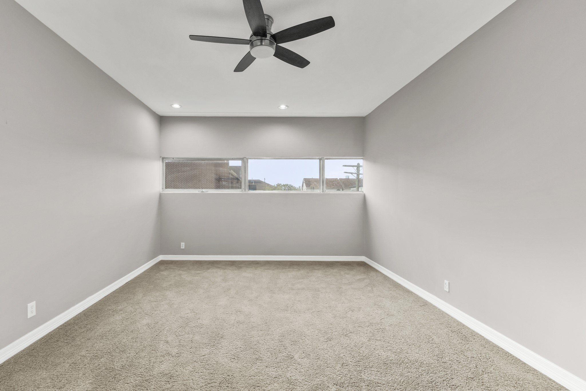 712 Parker Street Property Photo 16