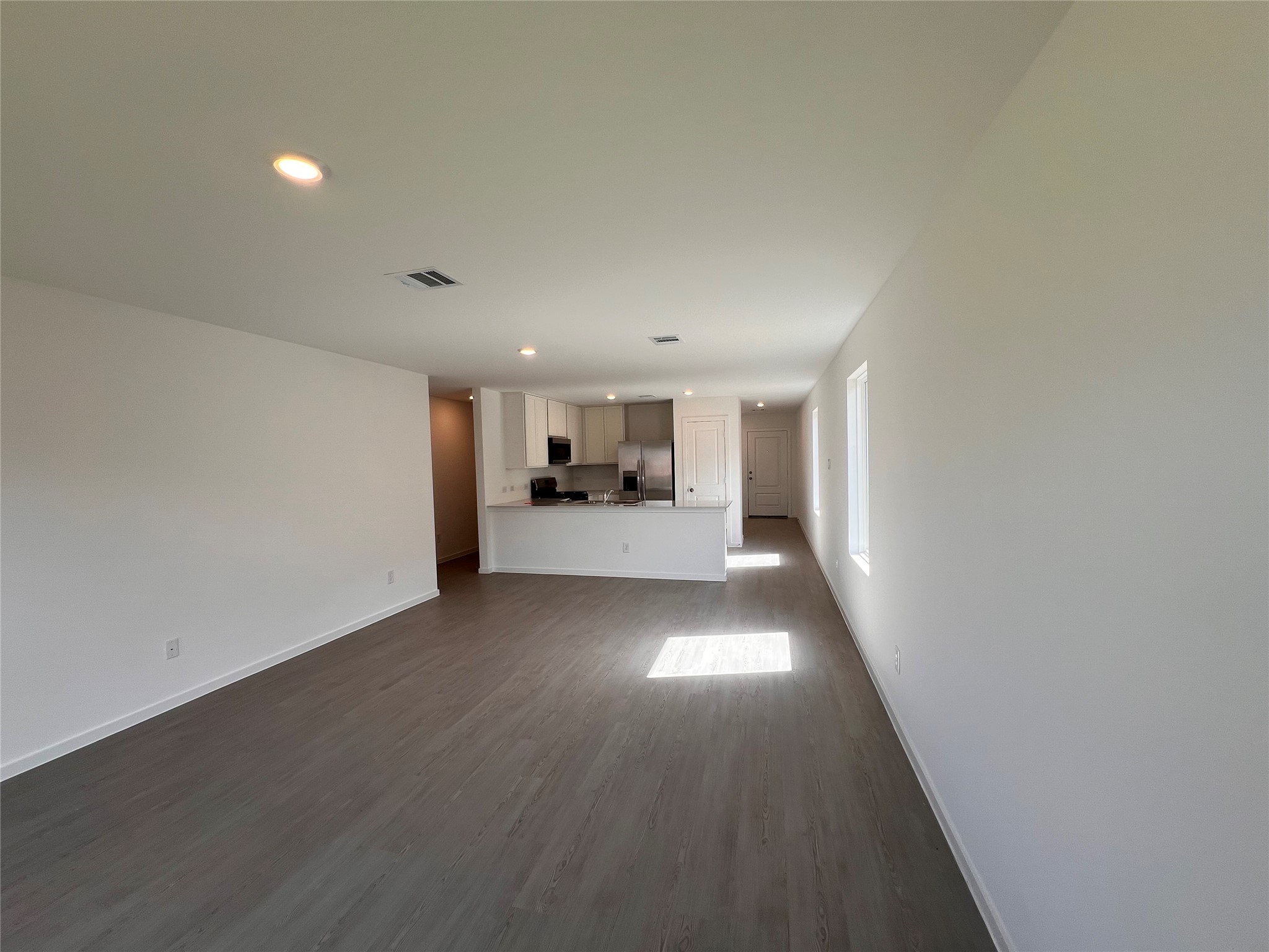 1221 Charlotte Way Property Photo 5