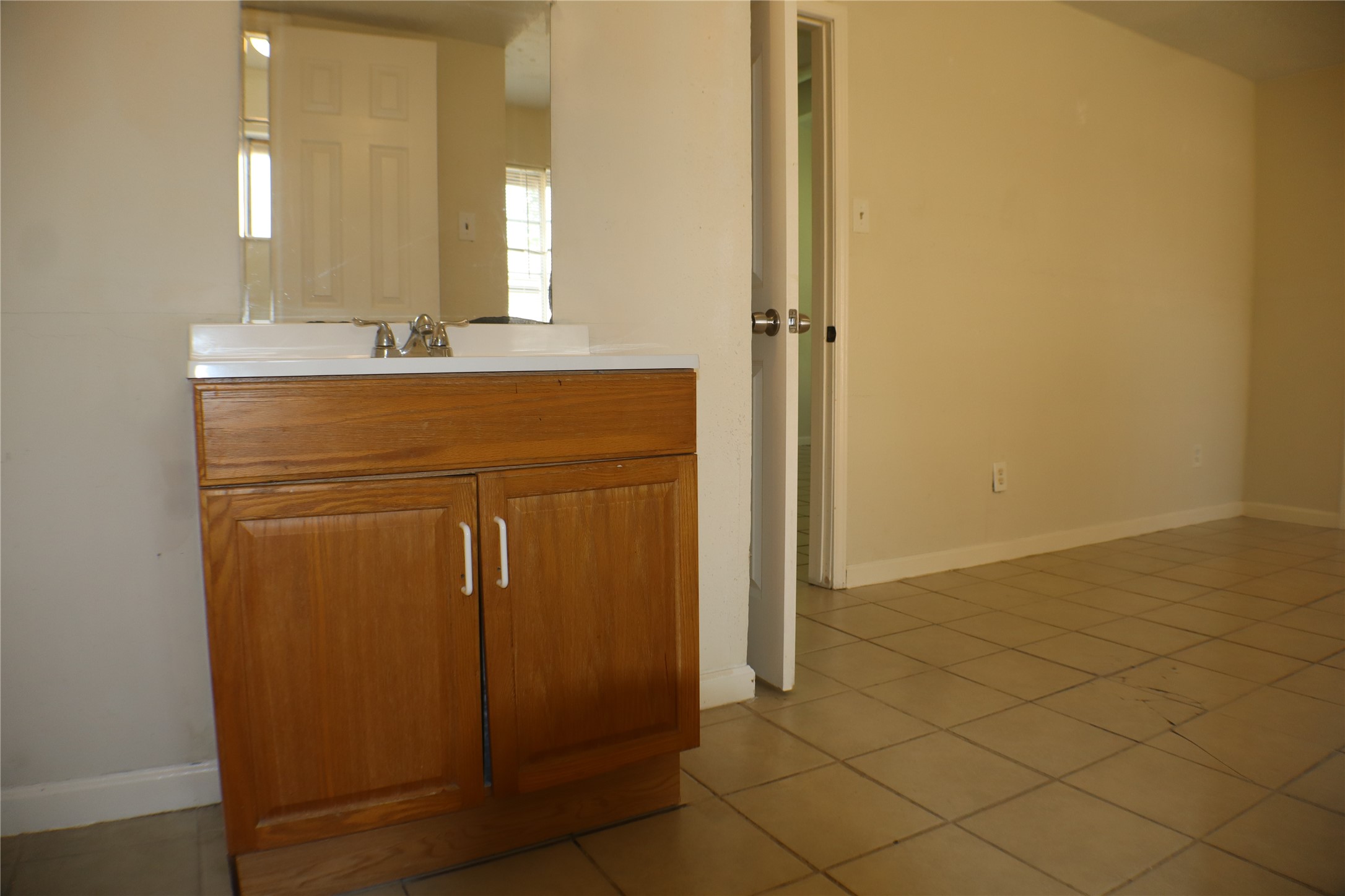19307 Lazy Valley Drive Property Photo 13