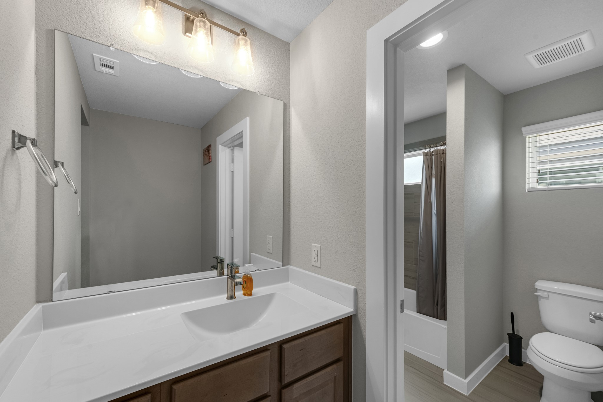 1569 Sunrise Gables Drive Property Photo 27