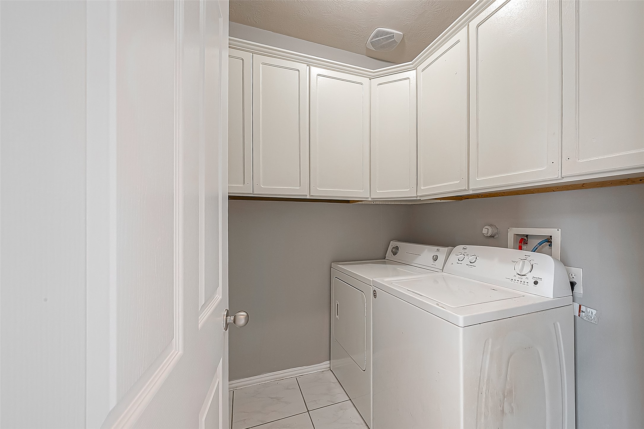 19903 Diamond Hills Lane Property Photo 9
