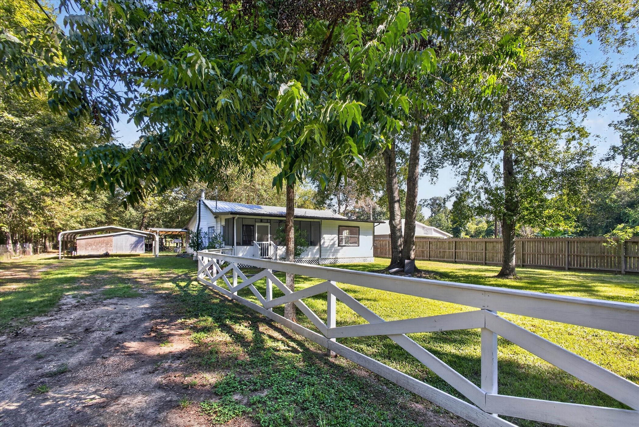 13953 Morgan Drive Property Photo 2