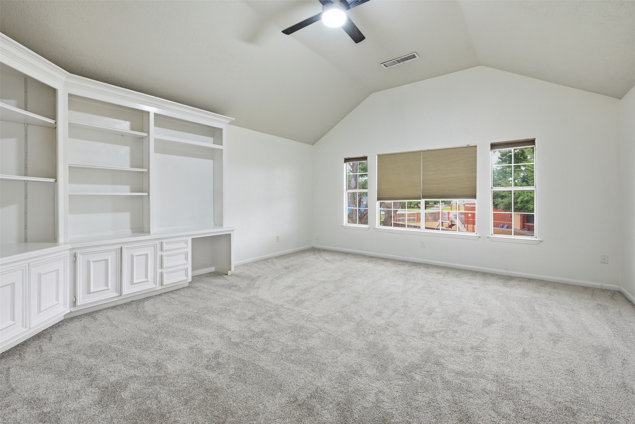 18010 Quiet Stream Court Property Photo 15