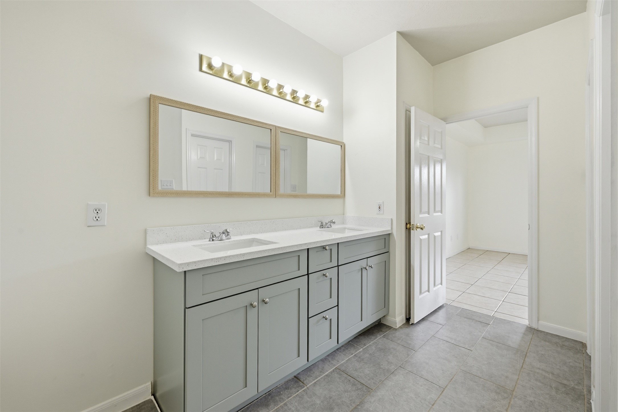 18010 Quiet Stream Court Property Photo 17