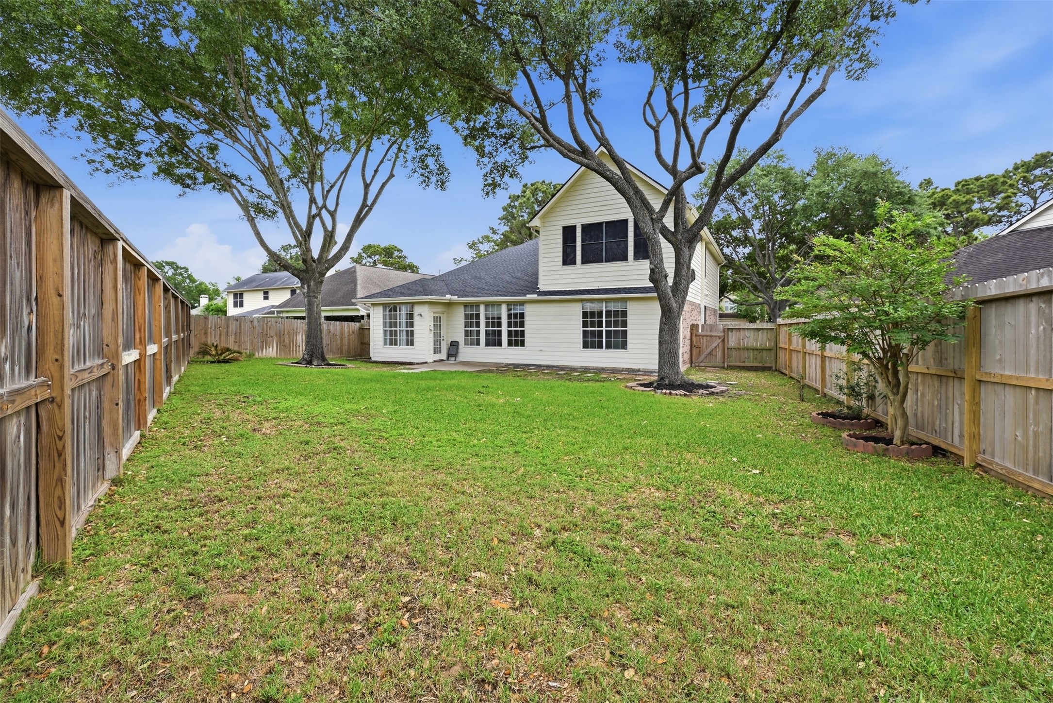 18010 Quiet Stream Court Property Photo 21
