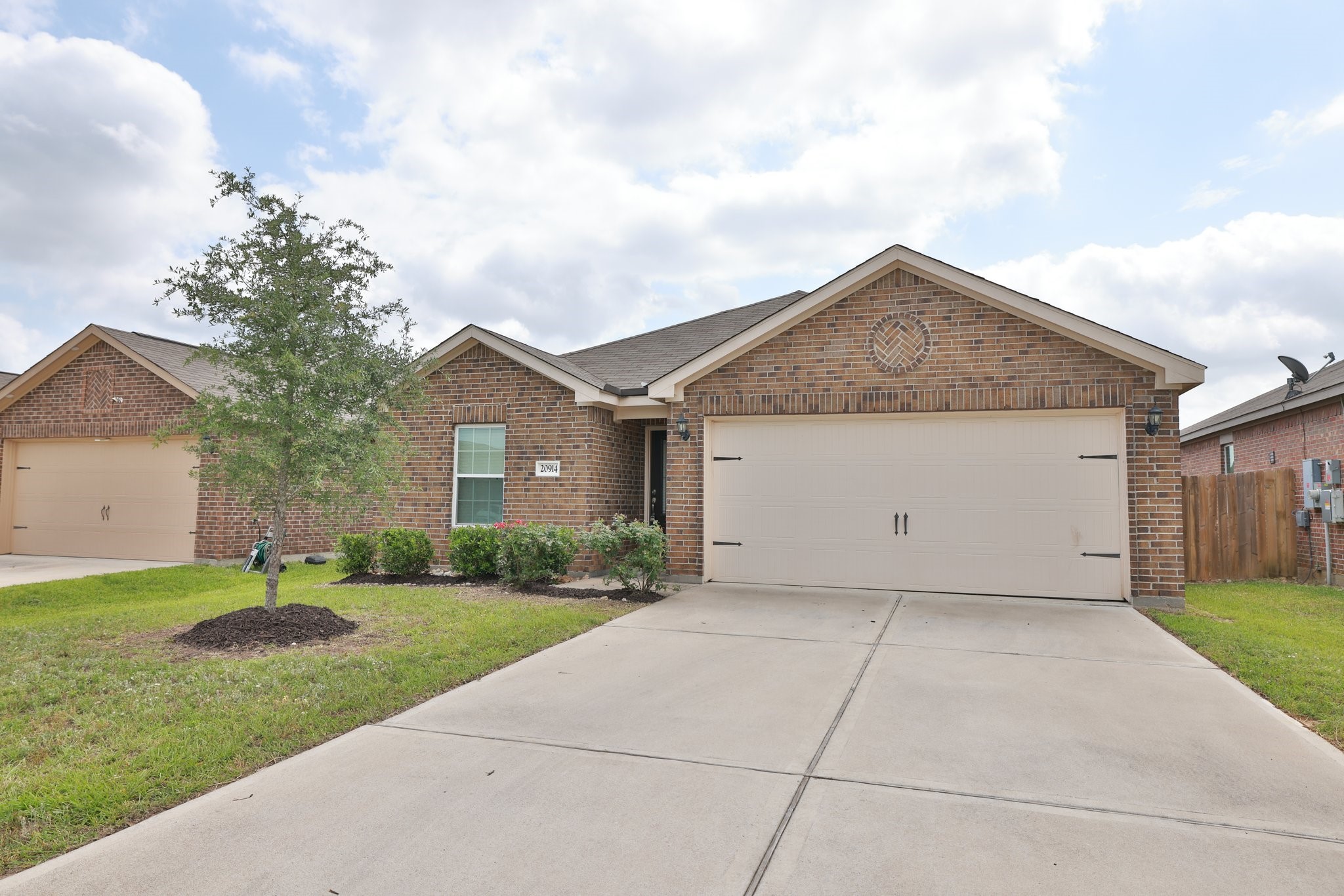 20914 Solstice Point Drive Property Photo 3