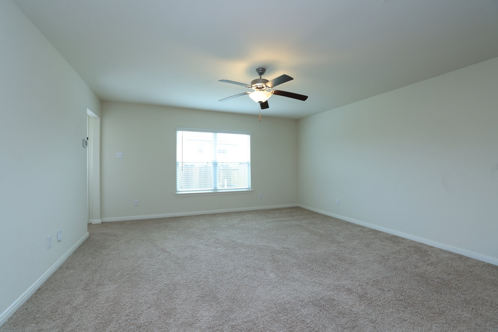 20914 Solstice Point Drive Property Photo 9