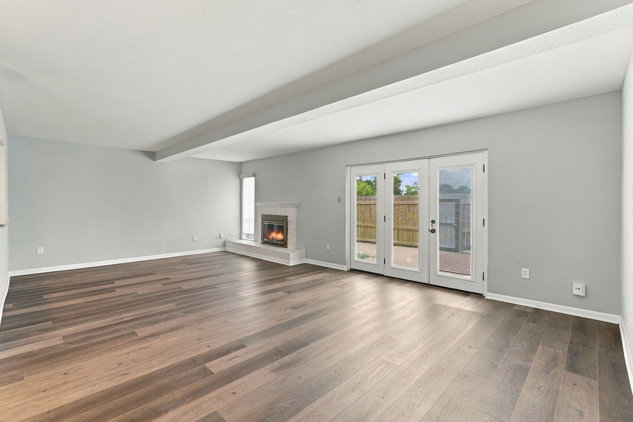 7391 Antoine Drive Property Photo 11