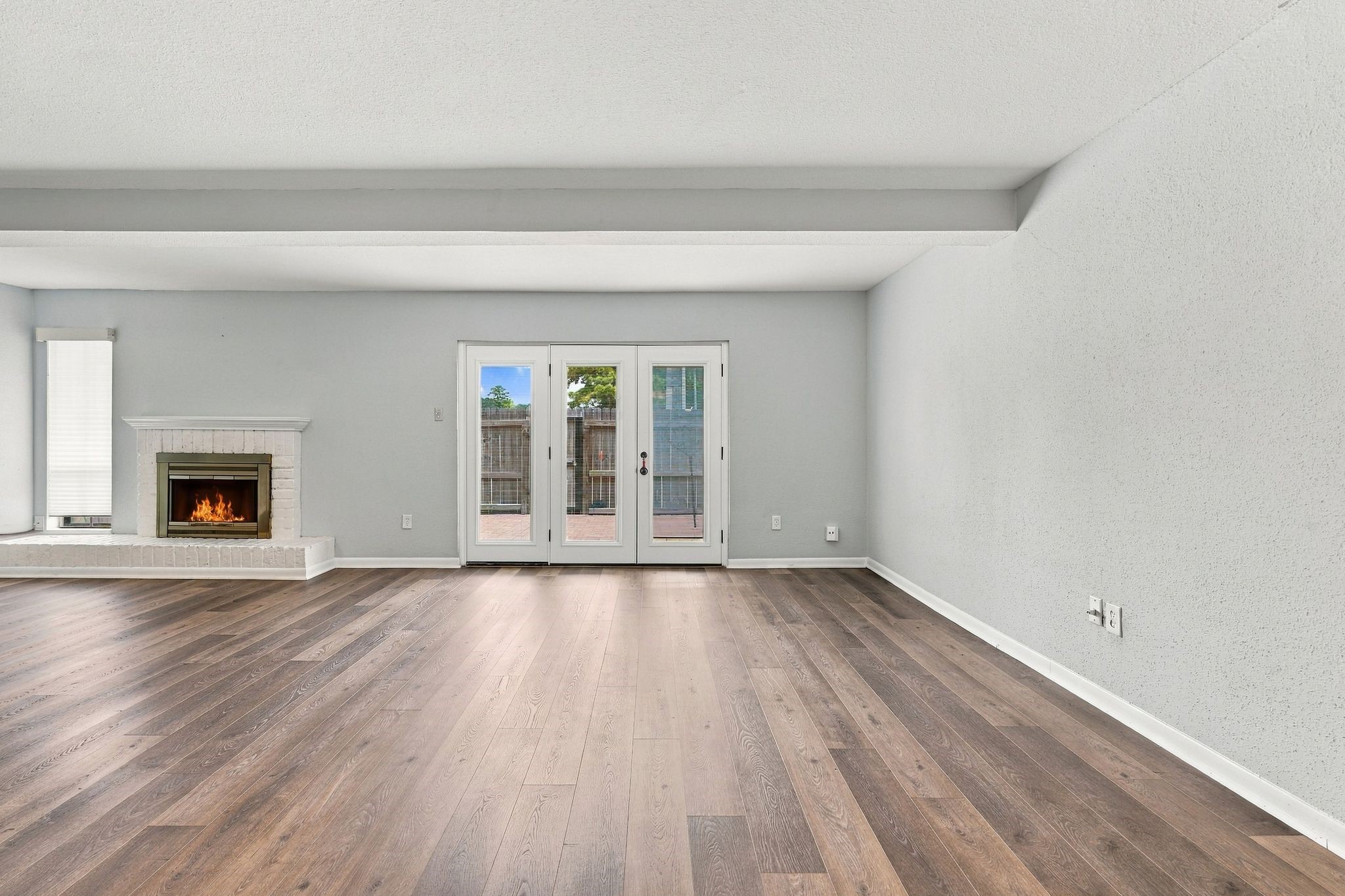 7391 Antoine Drive Property Photo 12