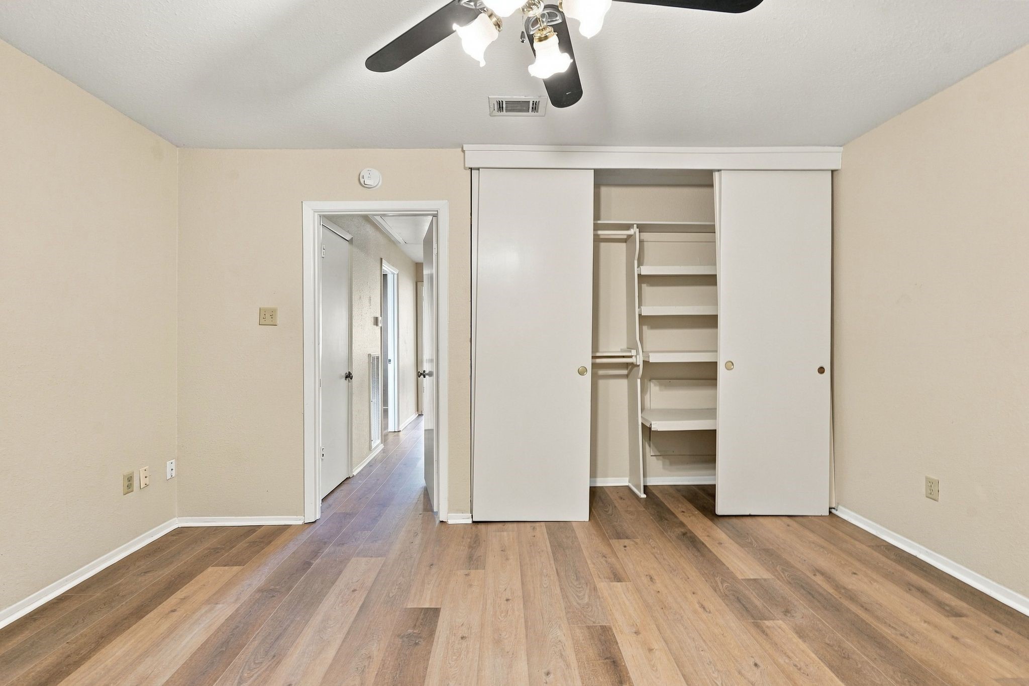 7391 Antoine Drive Property Photo 26