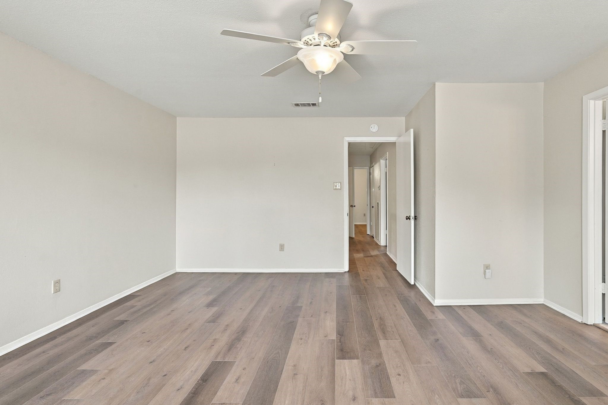 7391 Antoine Drive Property Photo 35
