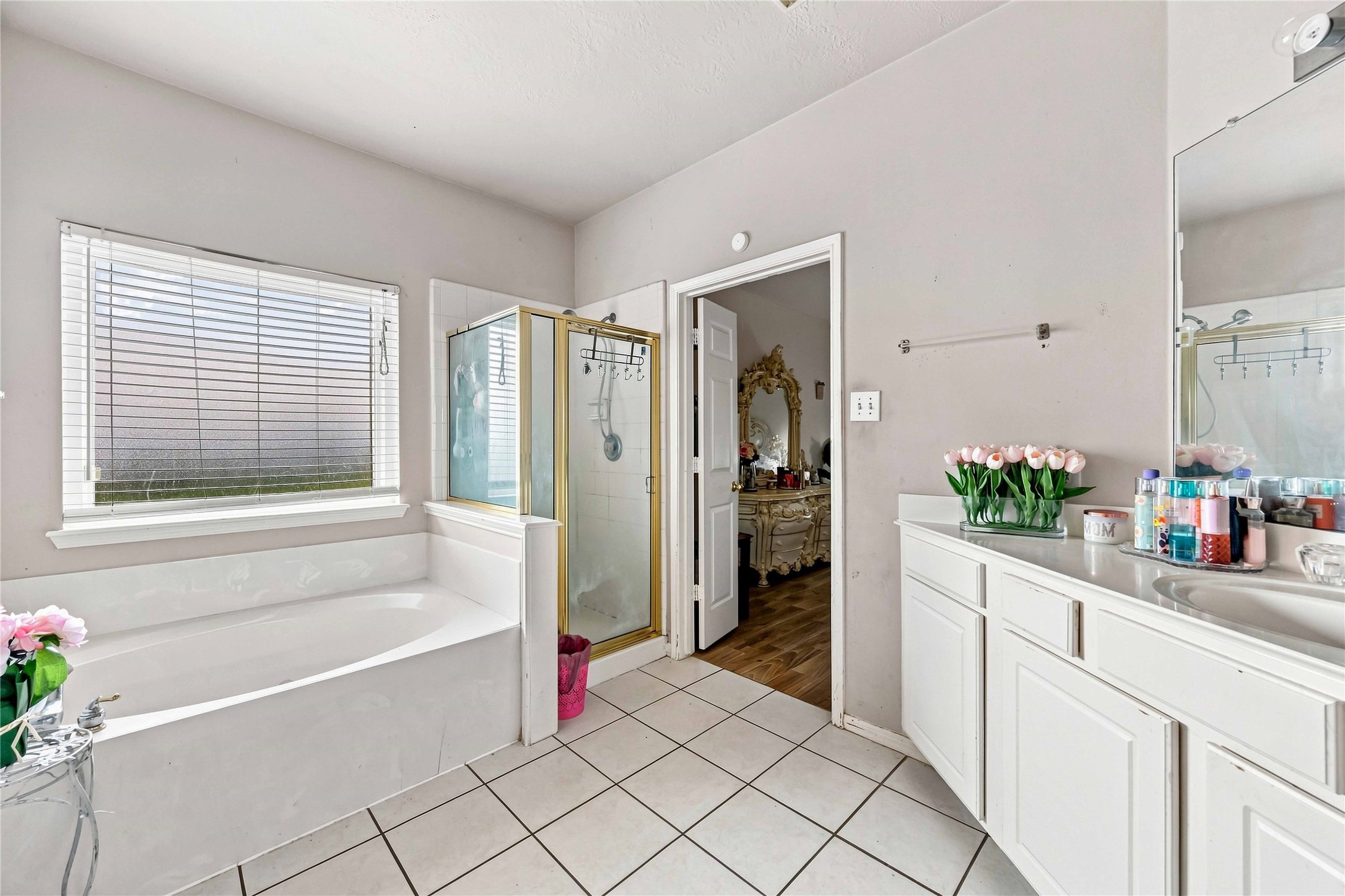 16442 Gaslamp Drive Property Photo 14