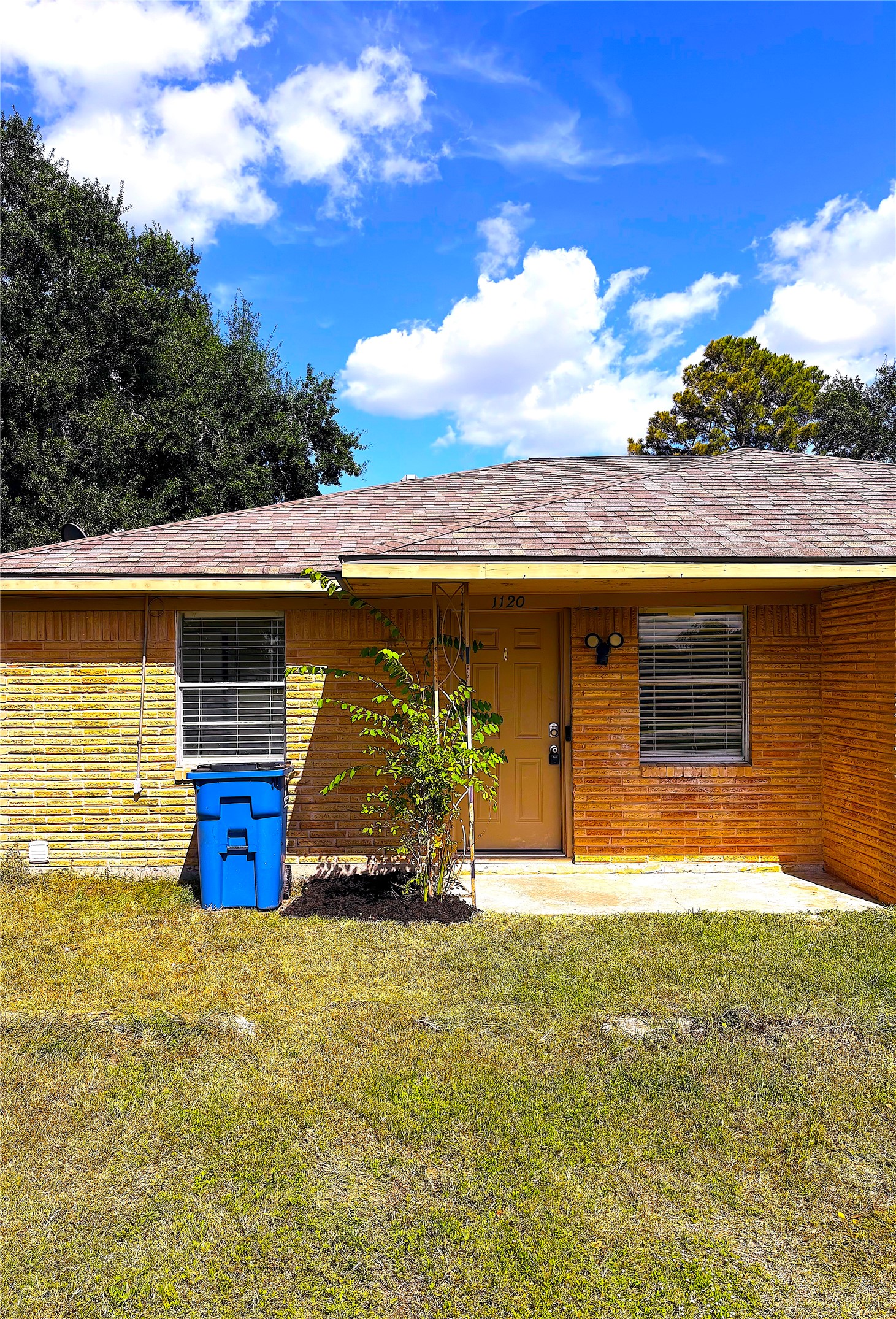 1120 3rd Street Property Photo 12