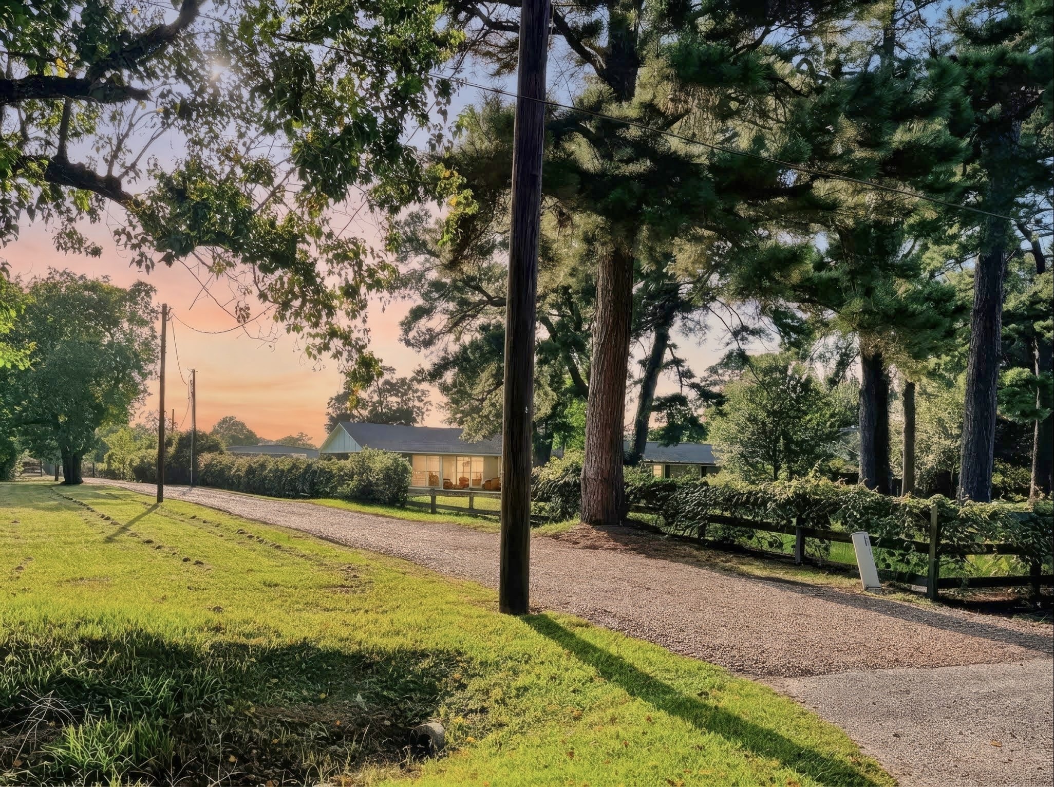 22035 Buescher Road Property Photo 1